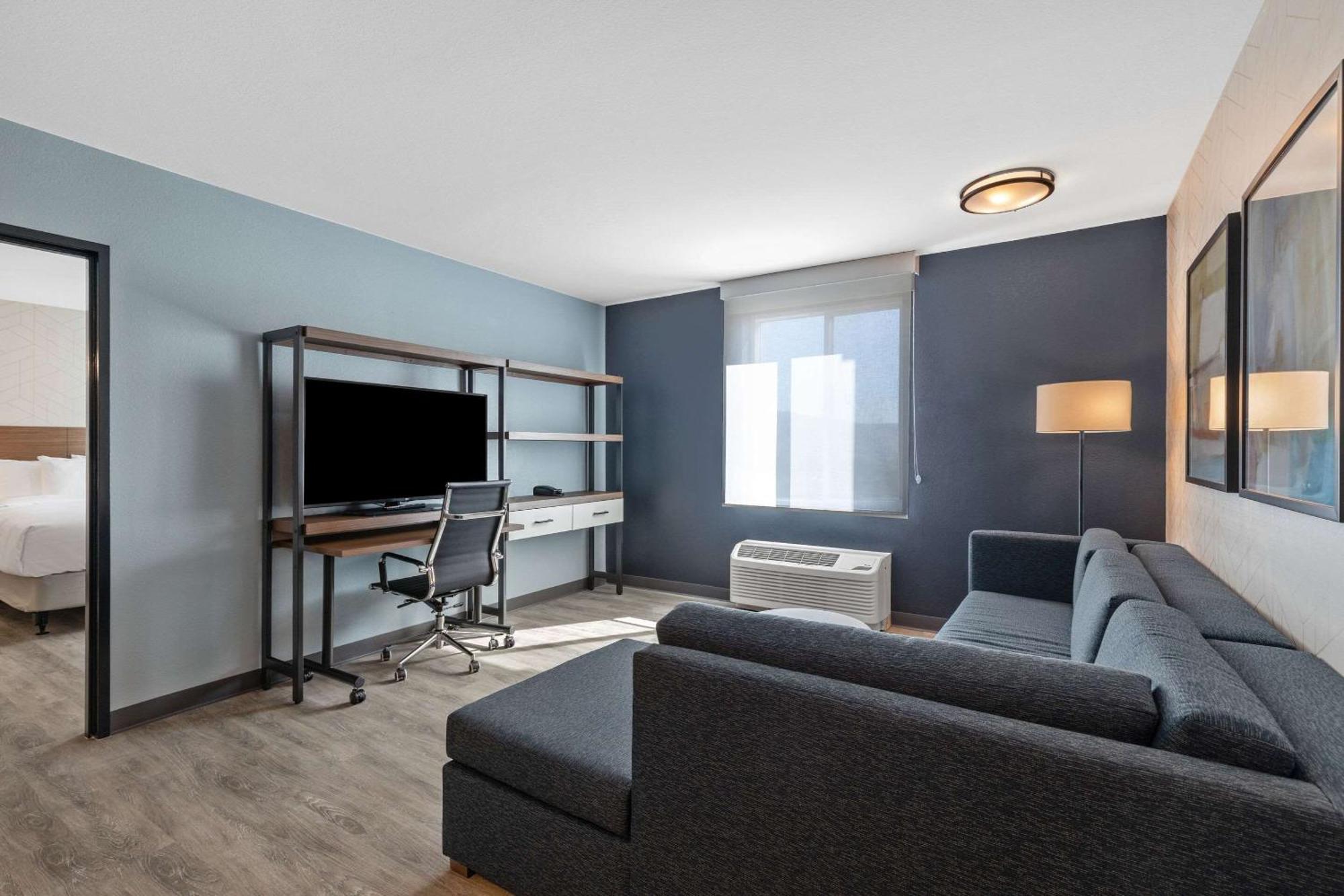 Everhome Suites Corona Esterno foto